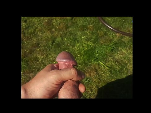 ❤️ Hottie beroa bere pussy arrosa izorratu egiten du eta udako lorategi batean squirt batekin esperma egiten du ❤ Etxeko pornoa gugan ❌️❤