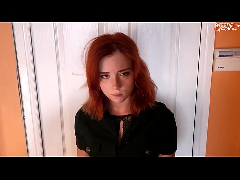 ❤️ Segurtasun zaindariak emakume polita zigortu zuen dendak lapurtzeagatik - Ahoan esperma ❤ Etxeko pornoa gugan ❌️❤